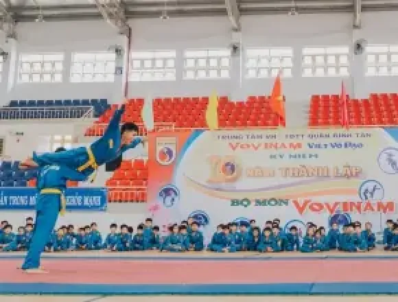 Trường THCS Hồ Văn Long 