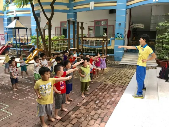 HỌC SINH TRUNG HỌC CƠ SỞ